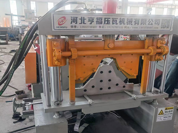 Square Ridge Tile Machine