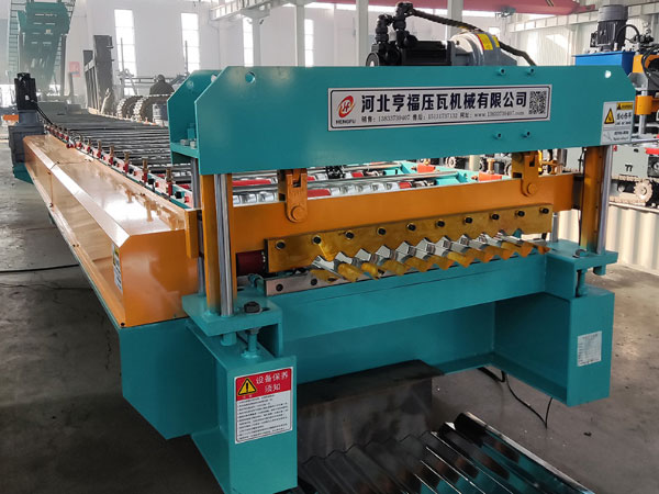 High-speed Metal Roofing Machine